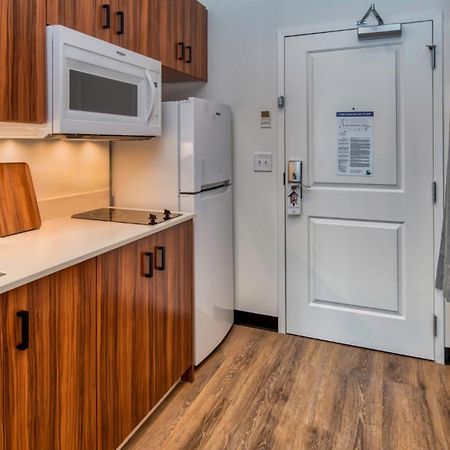 Uptown Suites Extended Stay Tampa Fl - Riverview Exterior foto